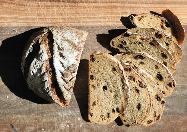 Leannes-spiced-sultanas-sourdough-fruit-bread-recipe-1