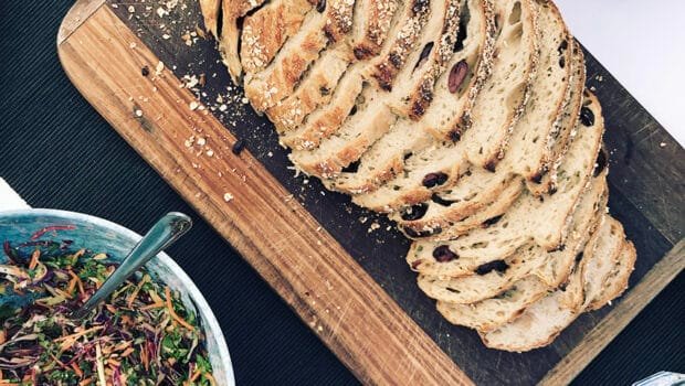 Best no knead olive and thyme sourdough bread recipe